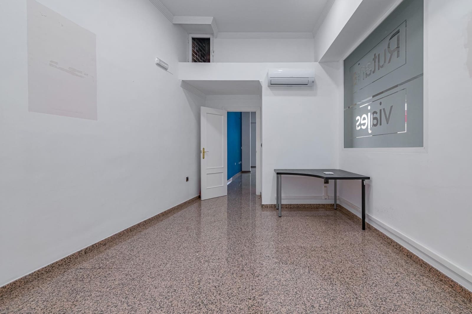 Commercial for sale in Ogijares - € 82,000 (Ref: 10013945)