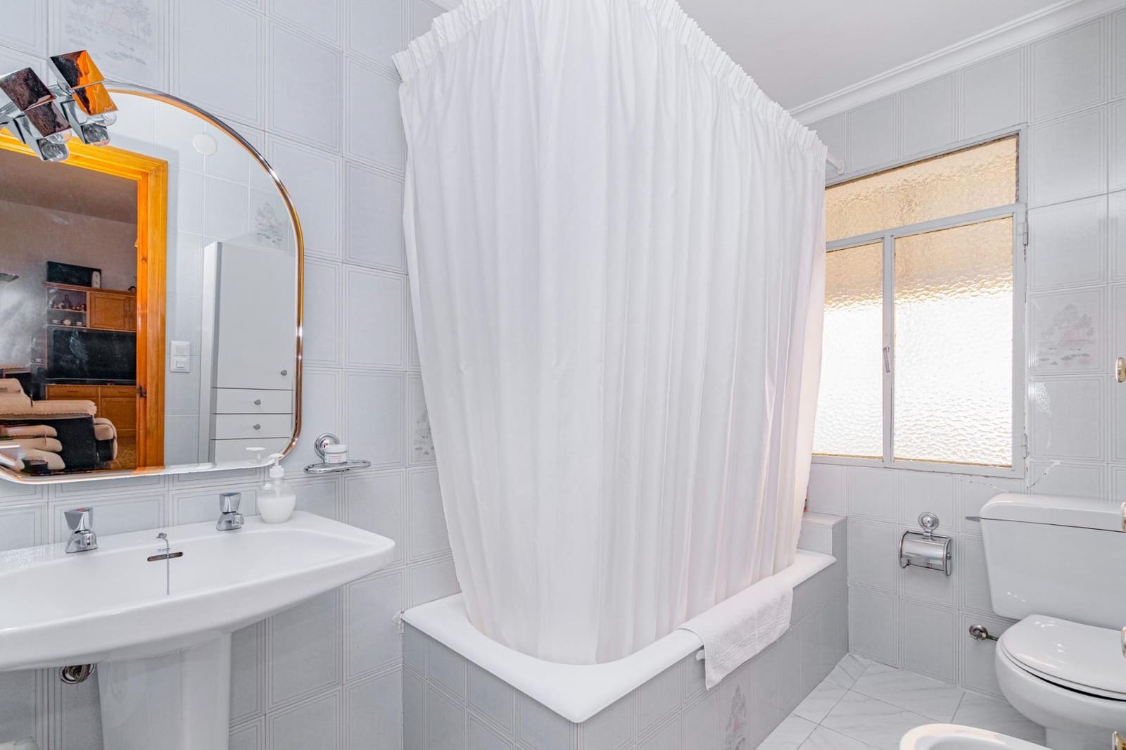 4 quarto Moradia Geminada para venda em Albolote - 290 500 € (Ref: 10013946)