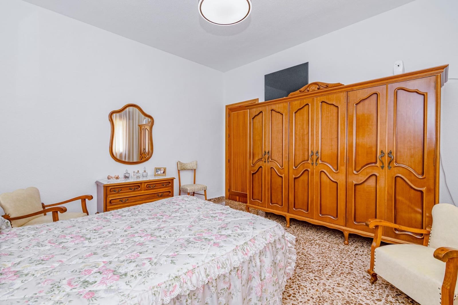 4 quarto Moradia Geminada para venda em Albolote - 290 500 € (Ref: 10013946)