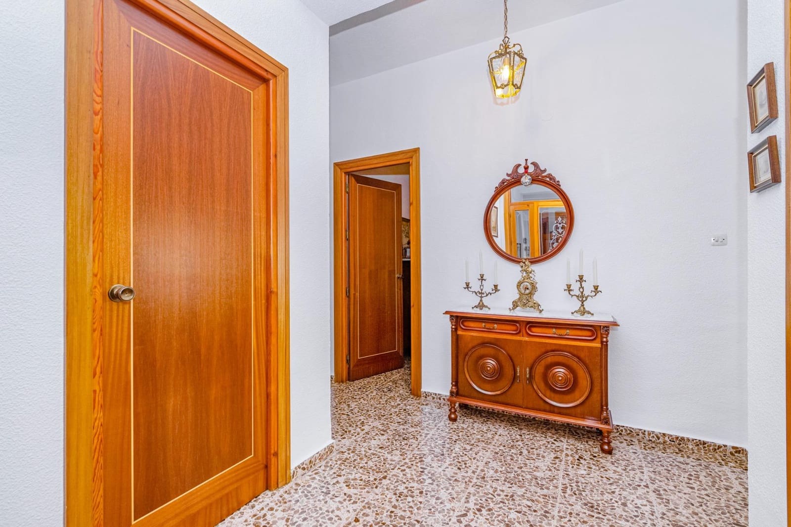 4 quarto Moradia Geminada para venda em Albolote - 290 500 € (Ref: 10013946)