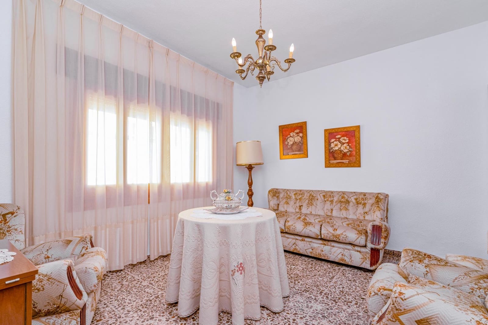 4 quarto Moradia Geminada para venda em Albolote - 290 500 € (Ref: 10013946)
