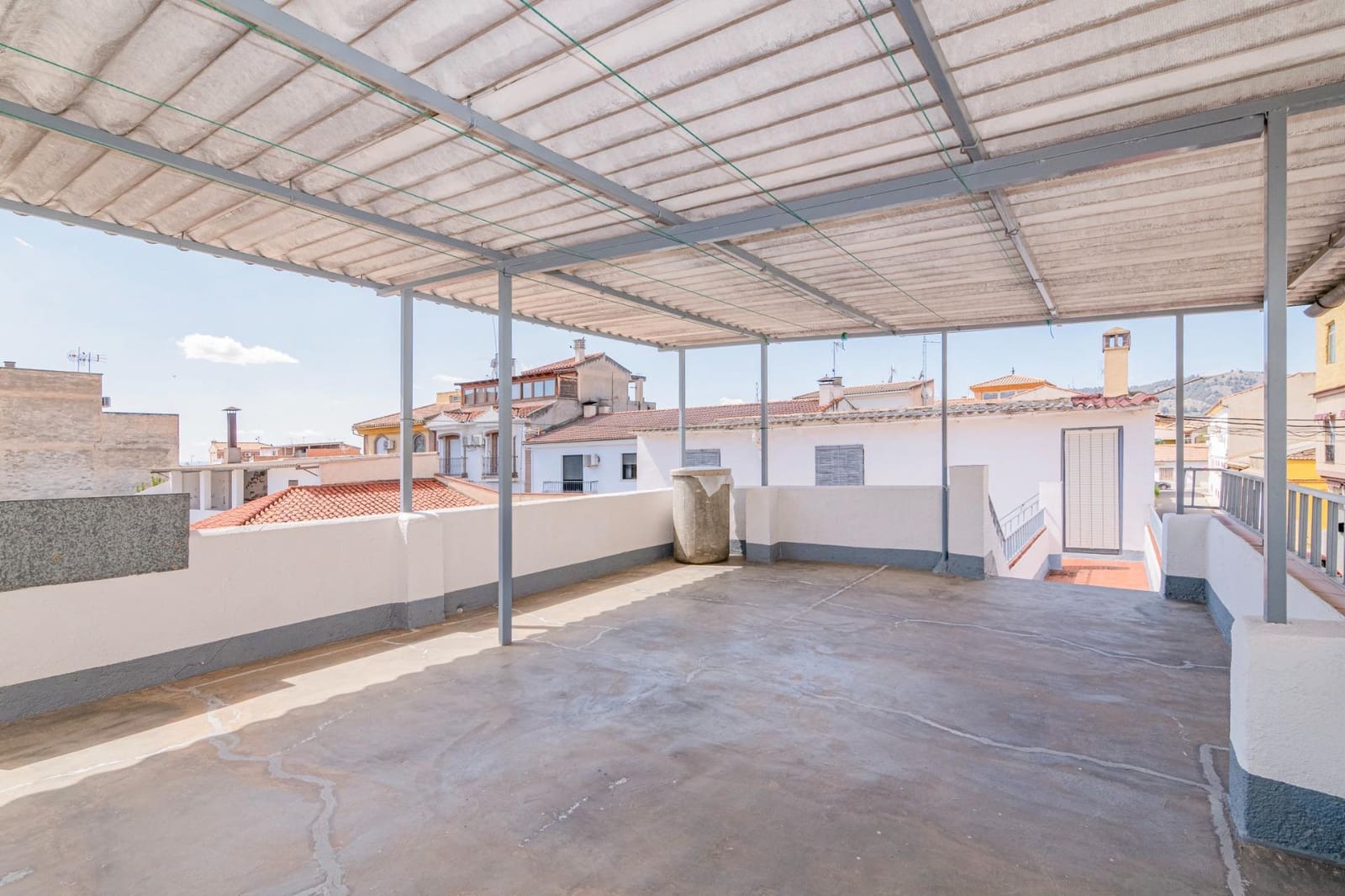 4 quarto Moradia Geminada para venda em Albolote - 290 500 € (Ref: 10013946)