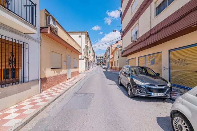 4 quarto Moradia Geminada para venda em Albolote - 290 500 € (Ref: 10013946)