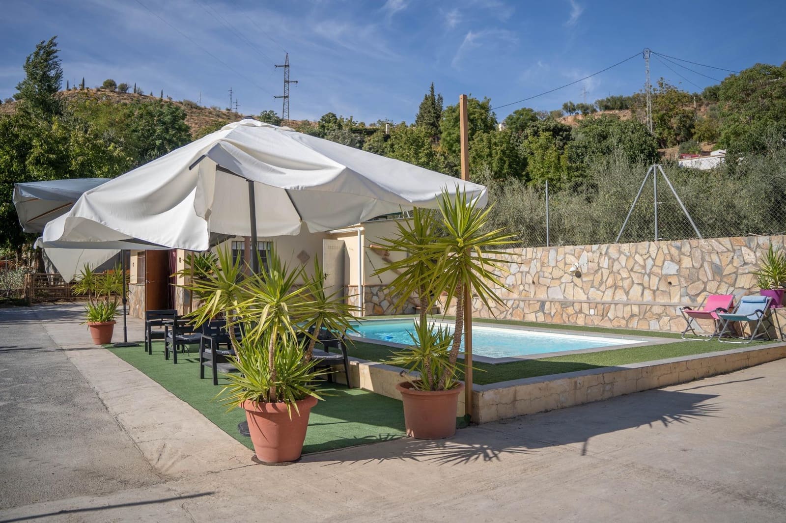 Finca/Country House for sale in Huetor Vega with pool garage - € 230,000 (Ref: 10013947)
