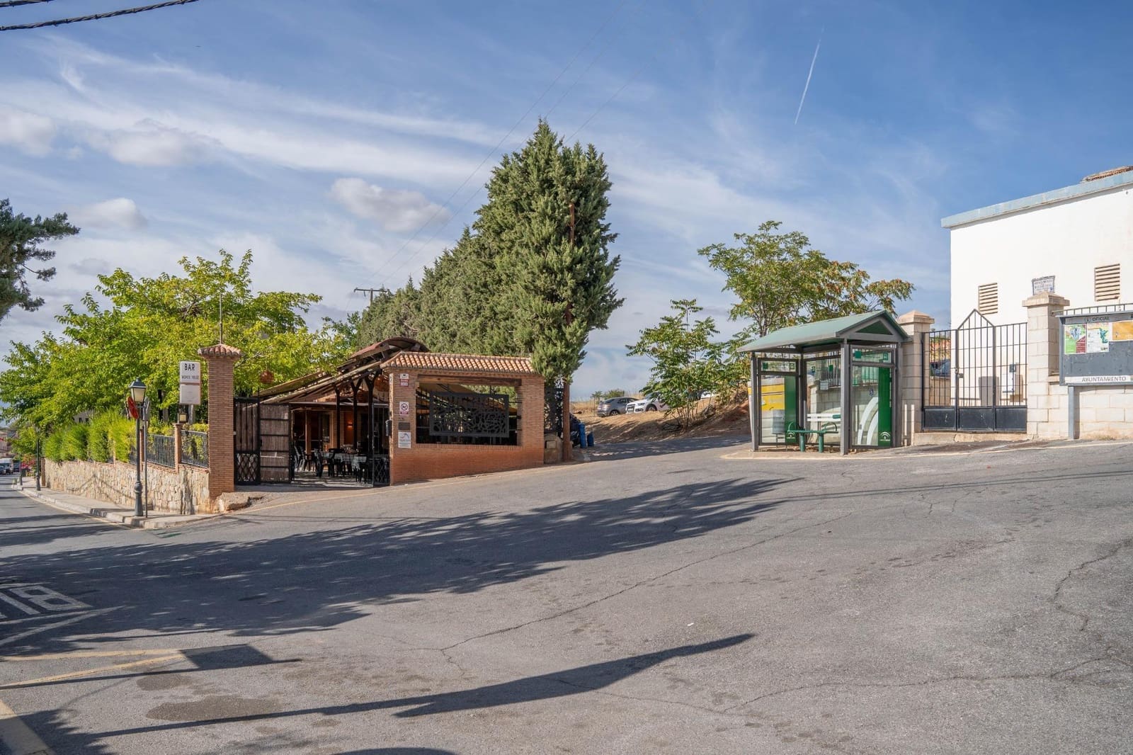 Finca/Country House for sale in Huetor Vega with pool garage - € 230,000 (Ref: 10013947)