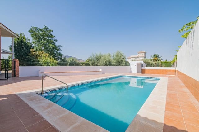 4 Zimmer Villa zu verkaufen in Atarfe mit Pool Garage - 395.000 € (Ref: 10013948)
