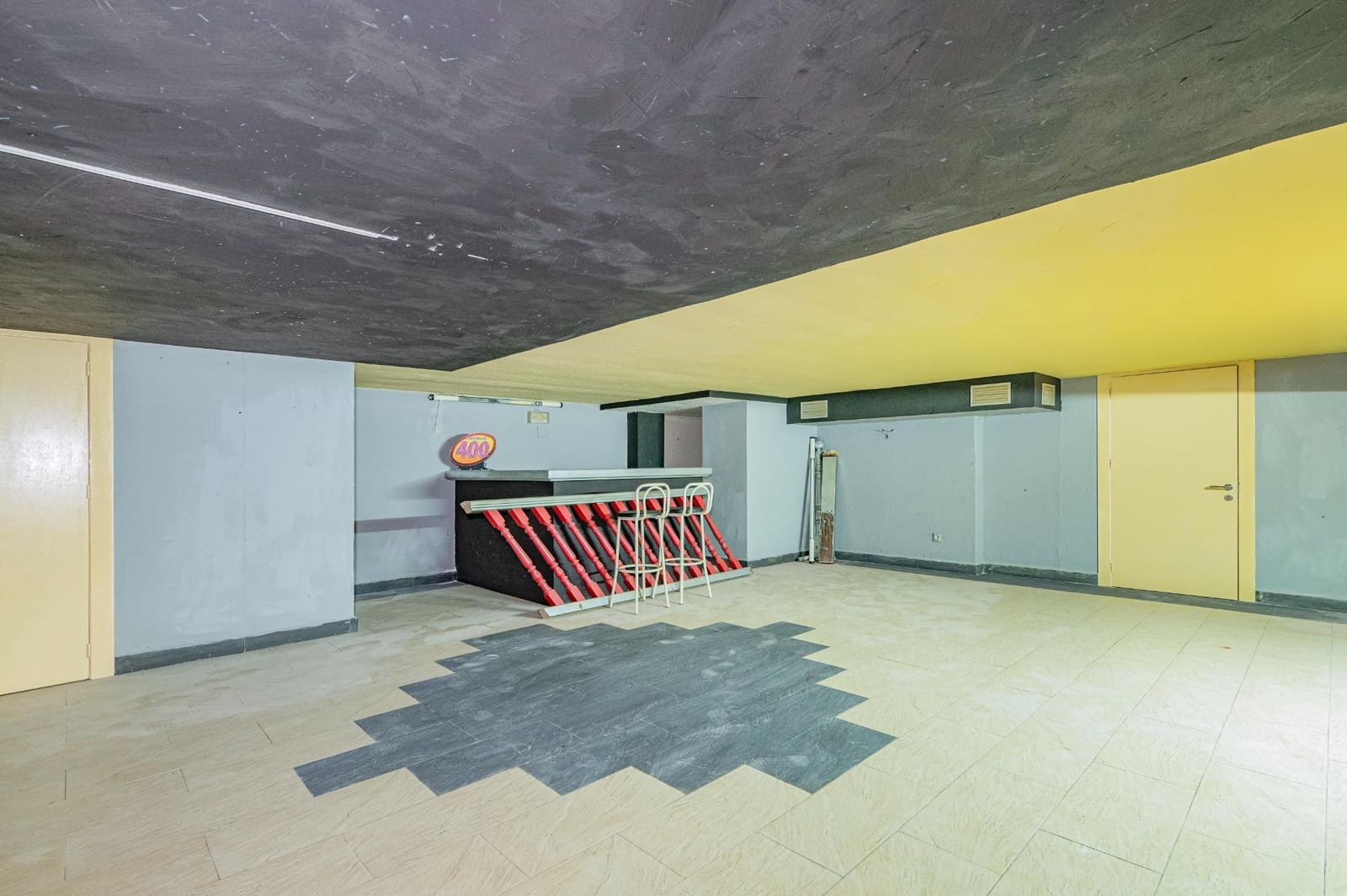 Gewerbe zu verkaufen in Cenes de la Vega - 234.000 € (Ref: 10013950)