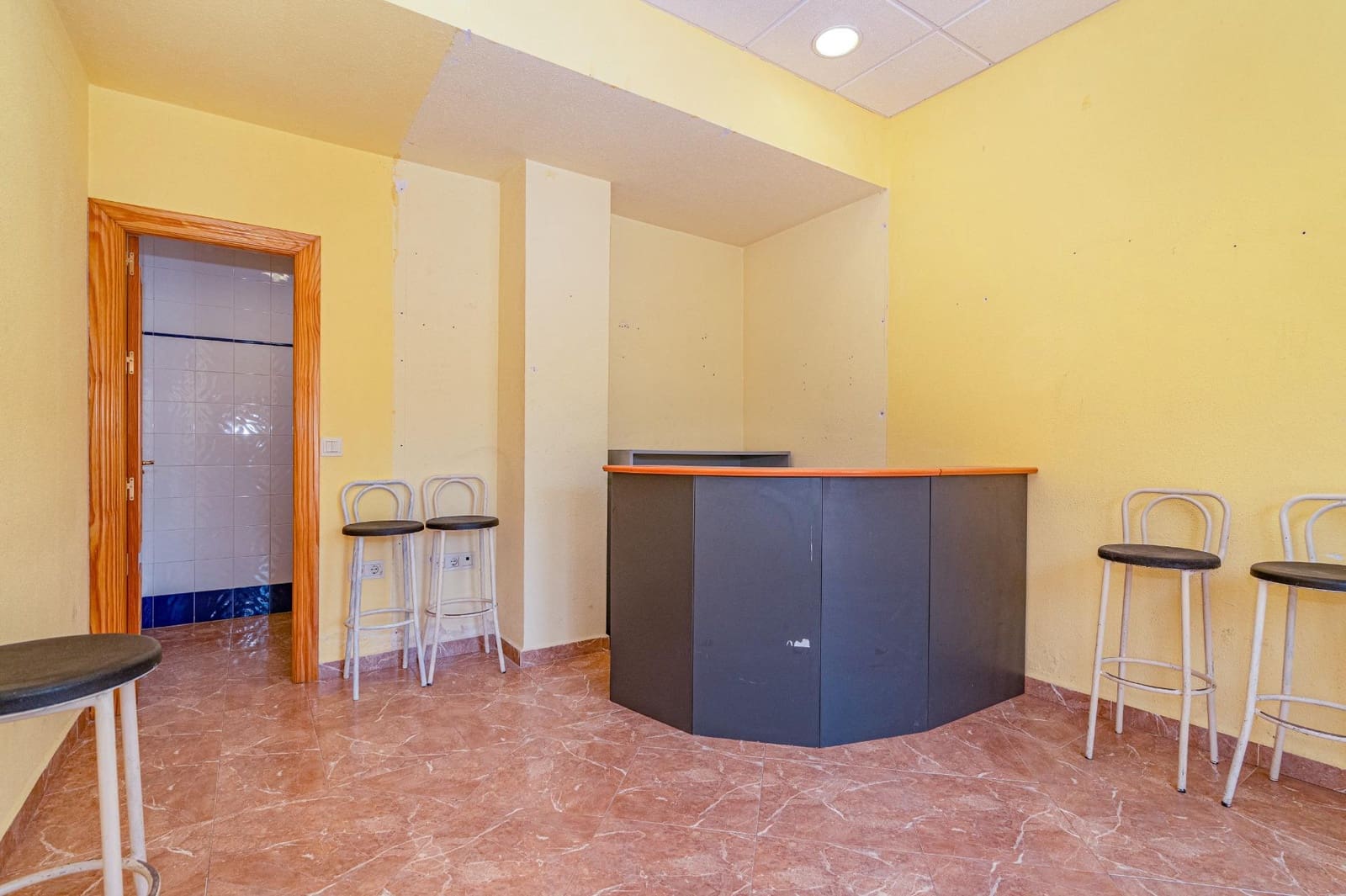 Gewerbe zu verkaufen in Cenes de la Vega - 234.000 € (Ref: 10013950)