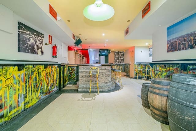 Commercial for sale in Cenes de la Vega - € 234,000 (Ref: 10013950)
