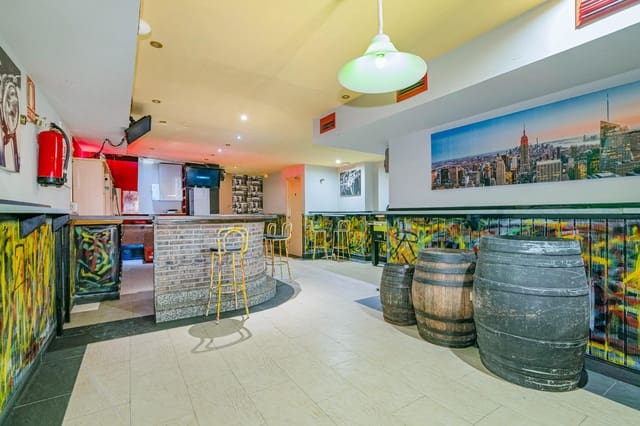 Commercial for sale in Cenes de la Vega - € 234,000 (Ref: 10013950)
