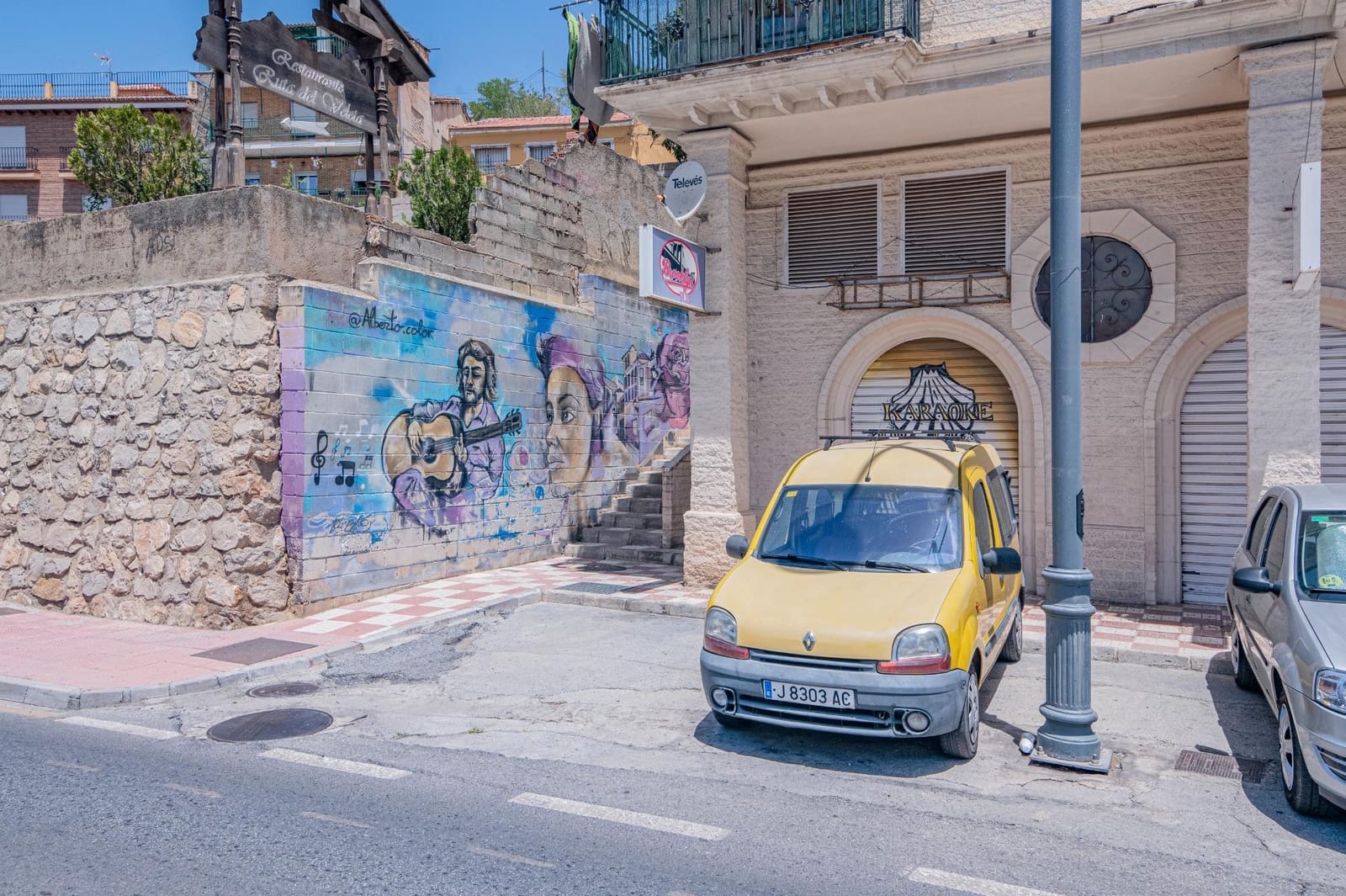 Gewerbe zu verkaufen in Cenes de la Vega - 234.000 € (Ref: 10013950)