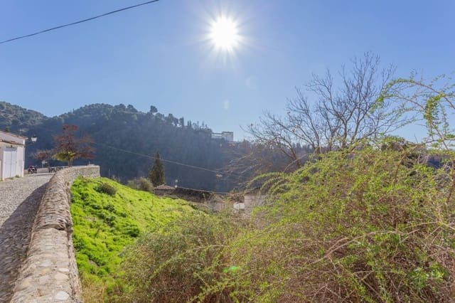Bauplatz zu verkaufen in Granada Stadt - 375.000 € (Ref: 10013952)