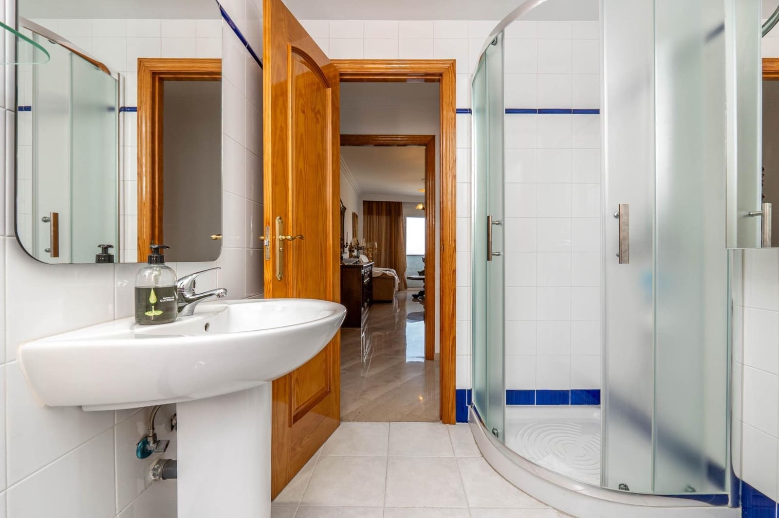 3 Zimmer Wohnung zu verkaufen in Granada Stadt mit Garage - 369.900 € (Ref: 10013953)