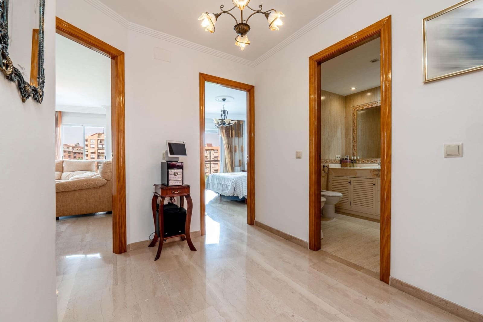 3 Zimmer Wohnung zu verkaufen in Granada Stadt mit Garage - 369.900 € (Ref: 10013953)