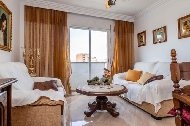 3 Zimmer Wohnung zu verkaufen in Granada Stadt mit Garage - 369.900 € (Ref: 10013953)