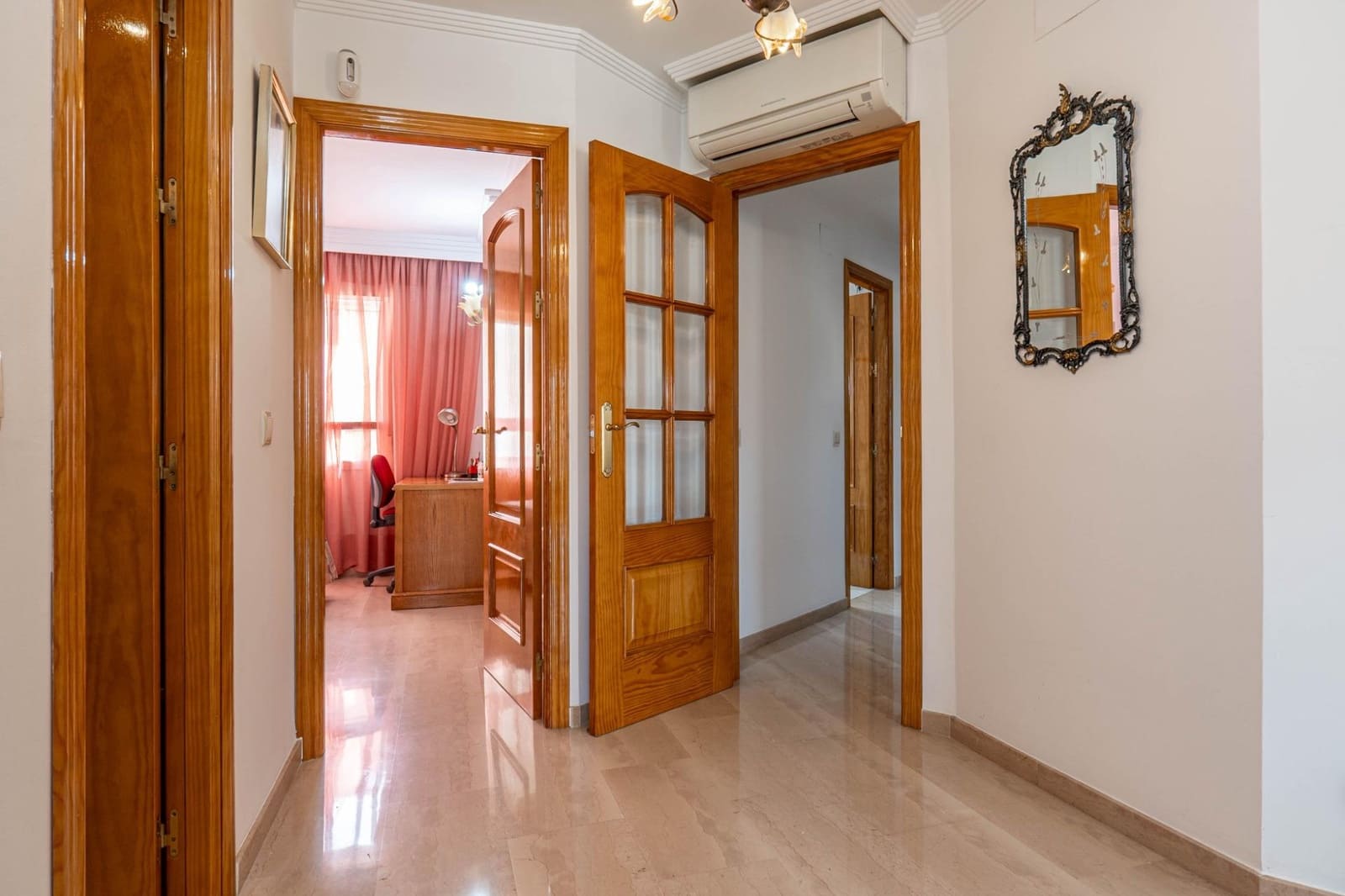3 Zimmer Wohnung zu verkaufen in Granada Stadt mit Garage - 369.900 € (Ref: 10013953)