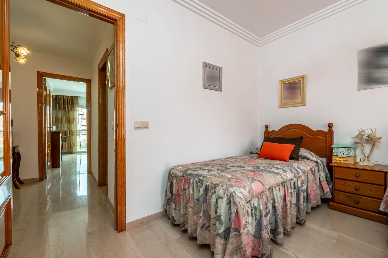 3 Zimmer Wohnung zu verkaufen in Granada Stadt mit Garage - 369.900 € (Ref: 10013953)