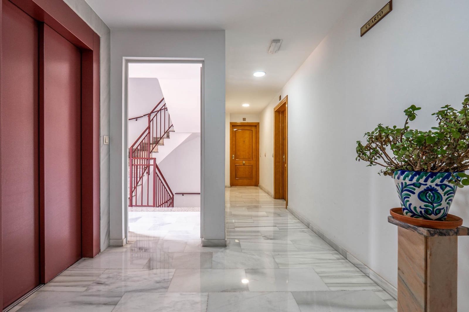 3 Zimmer Wohnung zu verkaufen in Granada Stadt mit Garage - 369.900 € (Ref: 10013953)