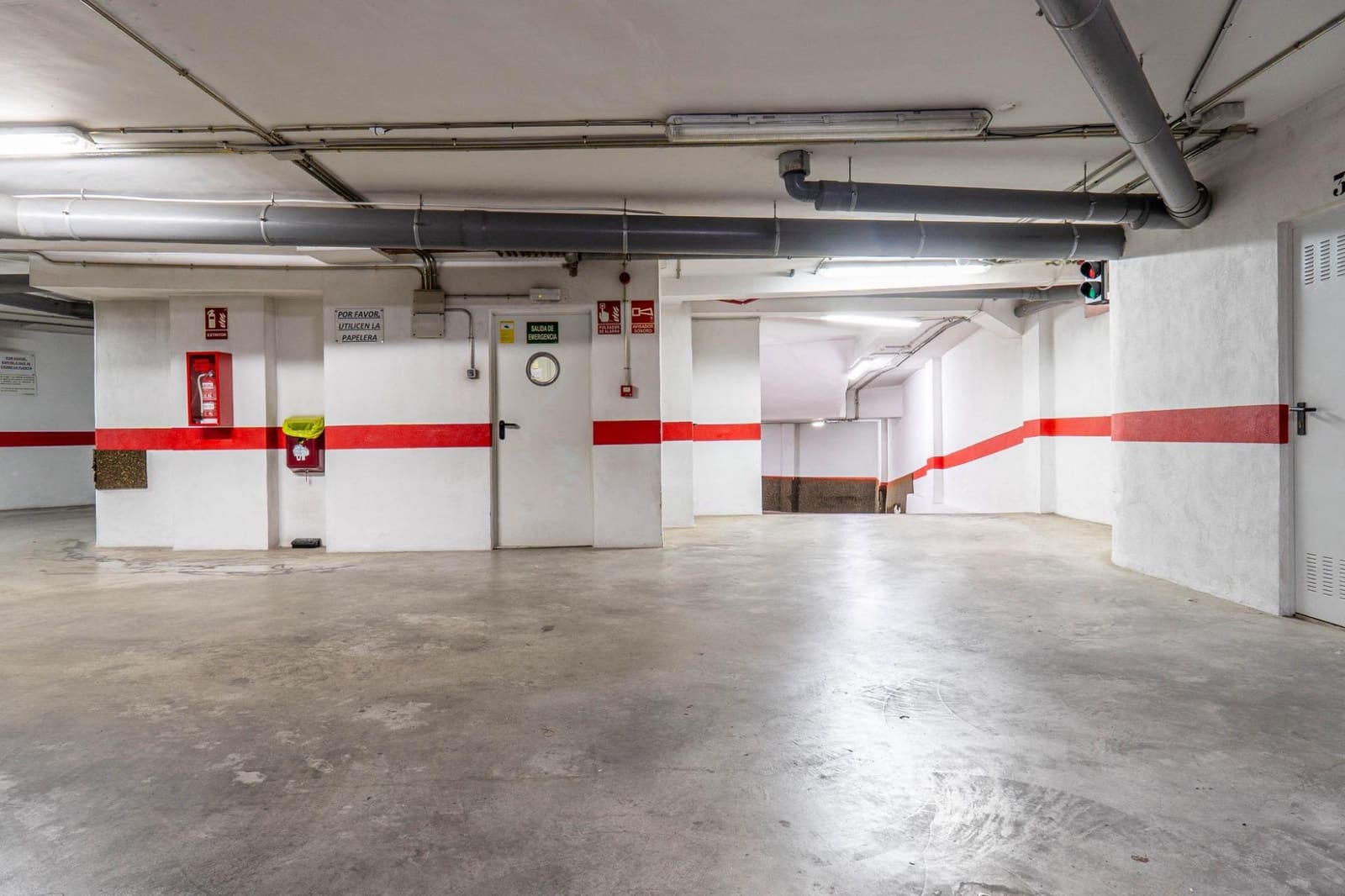 3 Zimmer Wohnung zu verkaufen in Granada Stadt mit Garage - 369.900 € (Ref: 10013953)