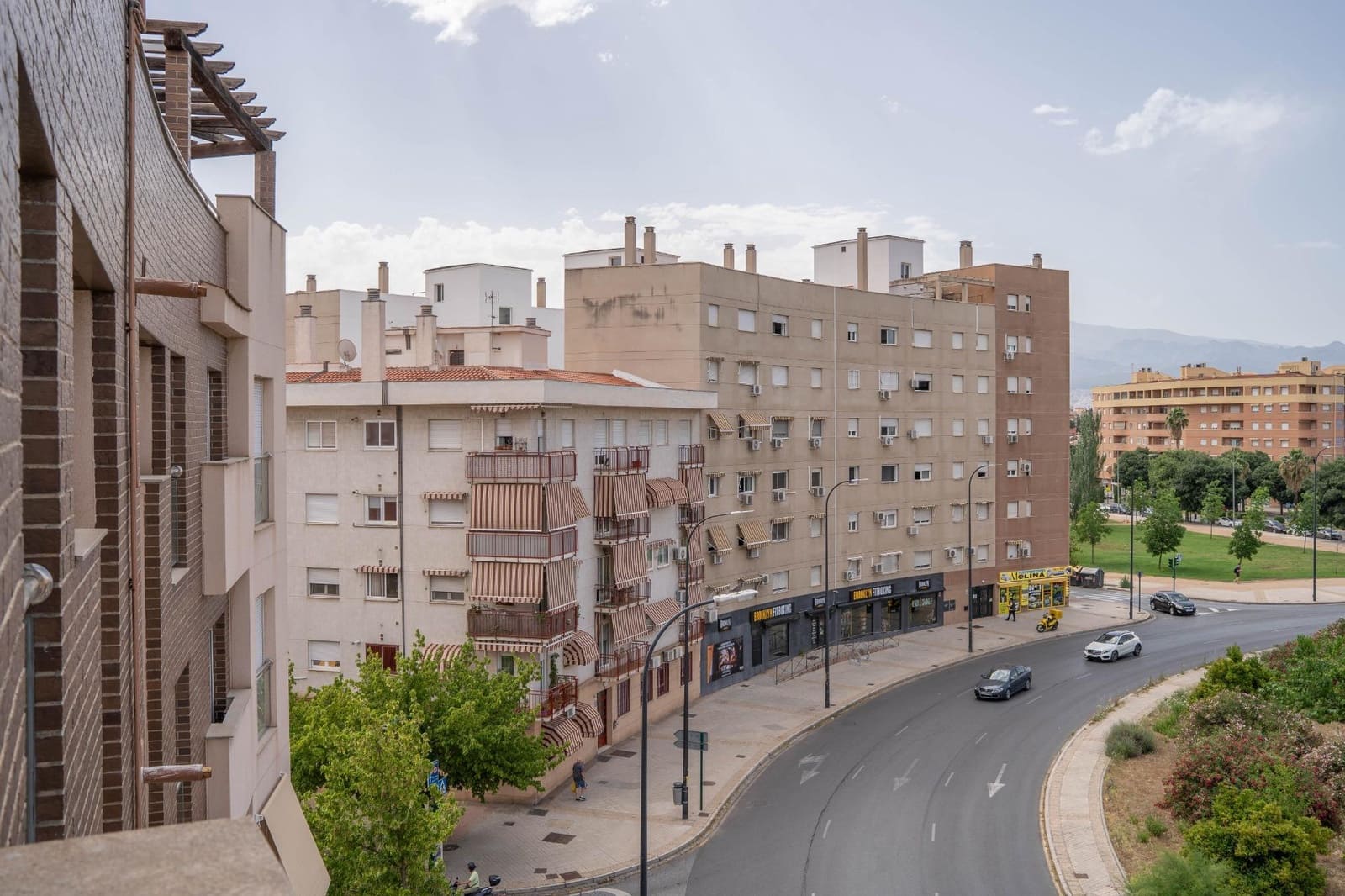 3 Zimmer Wohnung zu verkaufen in Granada Stadt mit Garage - 369.900 € (Ref: 10013953)