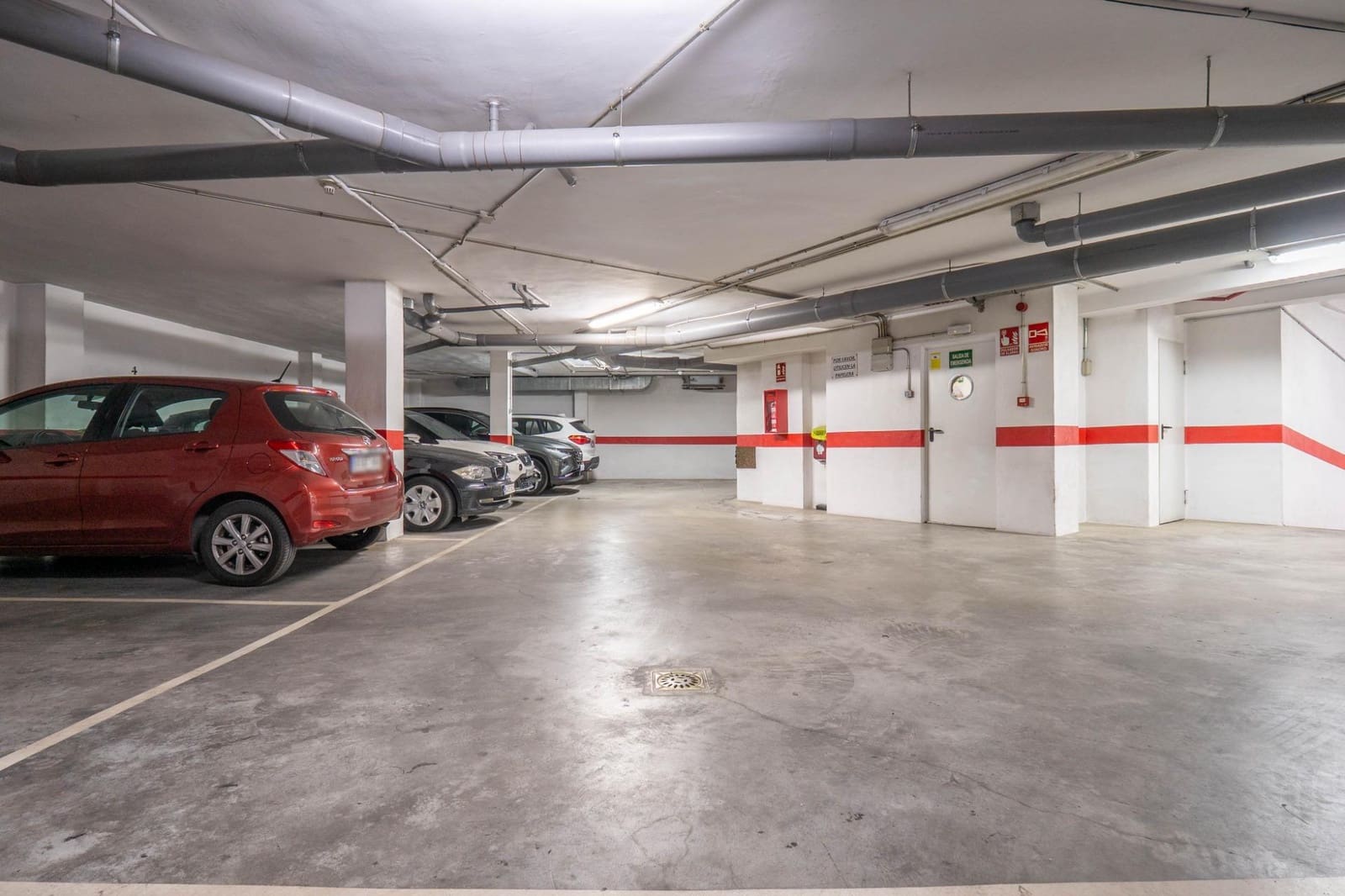 3 Zimmer Wohnung zu verkaufen in Granada Stadt mit Garage - 369.900 € (Ref: 10013953)
