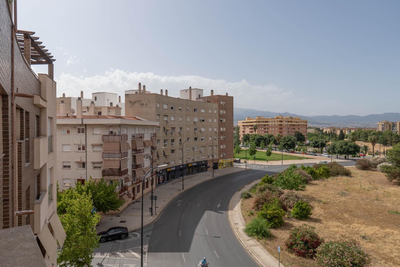 3 Zimmer Wohnung zu verkaufen in Granada Stadt mit Garage - 369.900 € (Ref: 10013953)