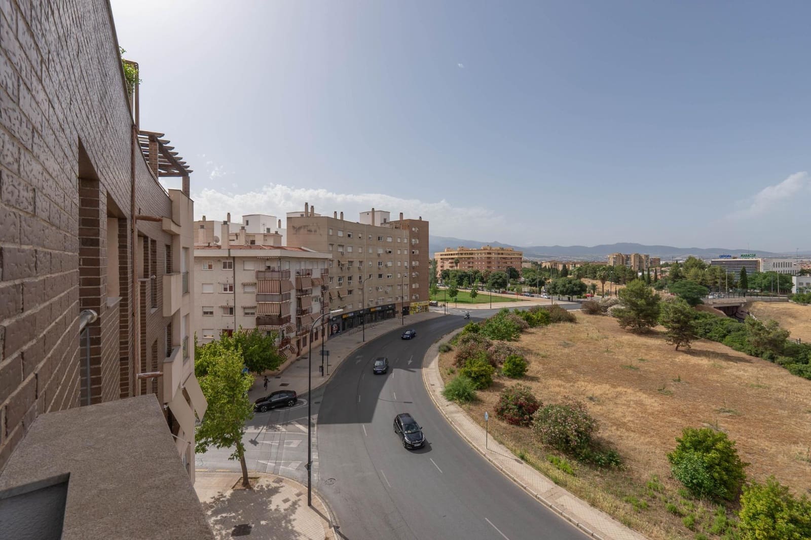 3 Zimmer Wohnung zu verkaufen in Granada Stadt mit Garage - 369.900 € (Ref: 10013953)