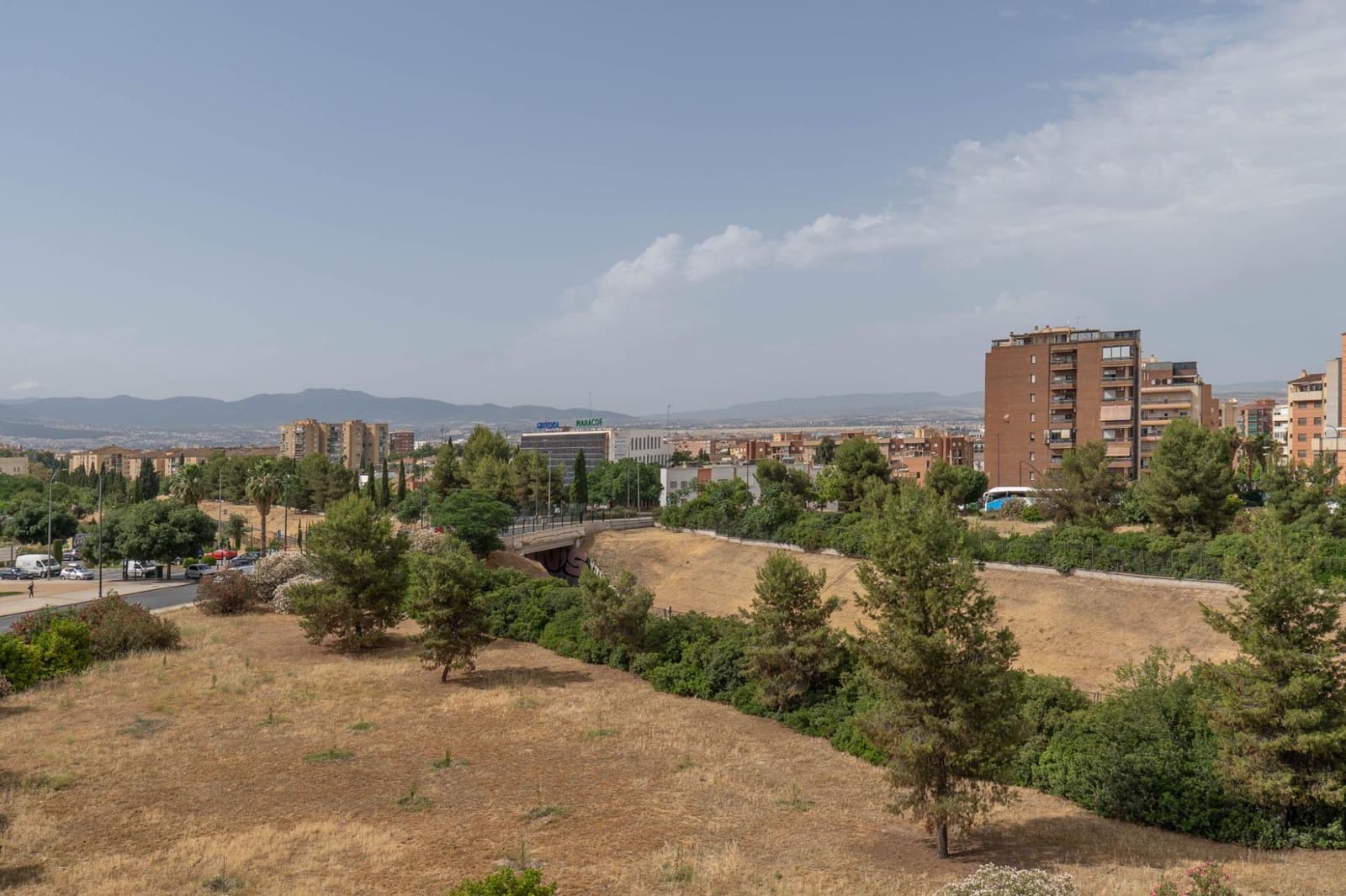 3 Zimmer Wohnung zu verkaufen in Granada Stadt mit Garage - 369.900 € (Ref: 10013953)