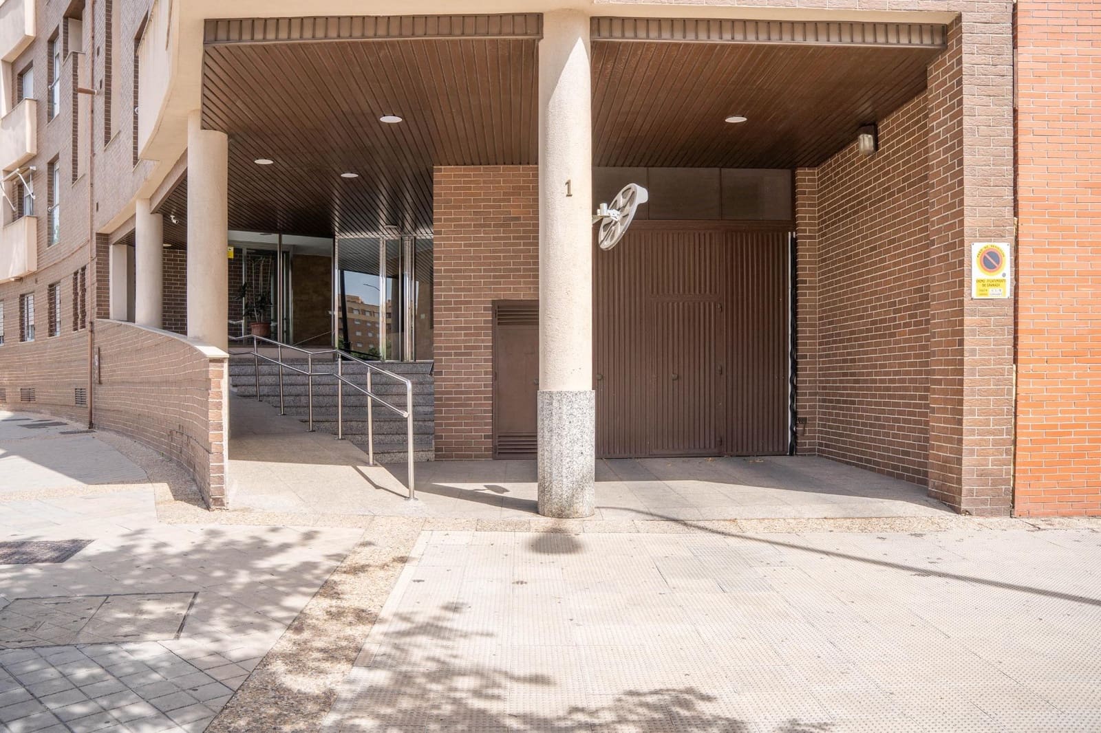 3 Zimmer Wohnung zu verkaufen in Granada Stadt mit Garage - 369.900 € (Ref: 10013953)