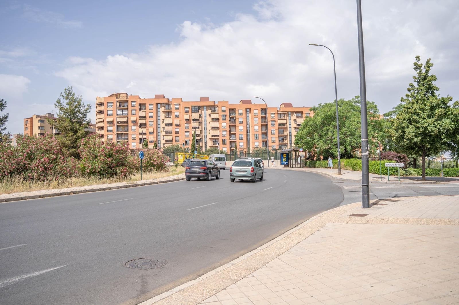 3 Zimmer Wohnung zu verkaufen in Granada Stadt mit Garage - 369.900 € (Ref: 10013953)