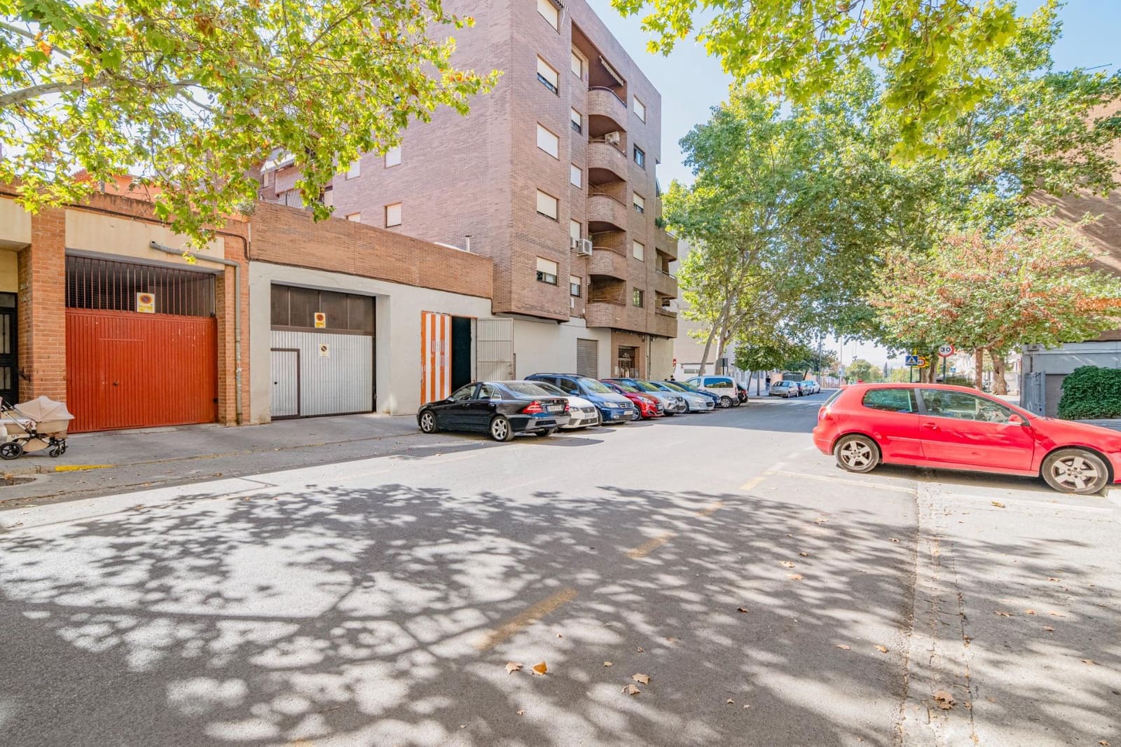 3 sovrum Kommersiell till salu i Granada stad - 639 800 € (Ref: 10013957)