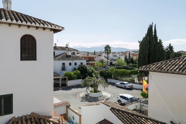 4 sovrum Villa till salu i Ogíjares med pool garage - 325 000 € (Ref: 10013959)