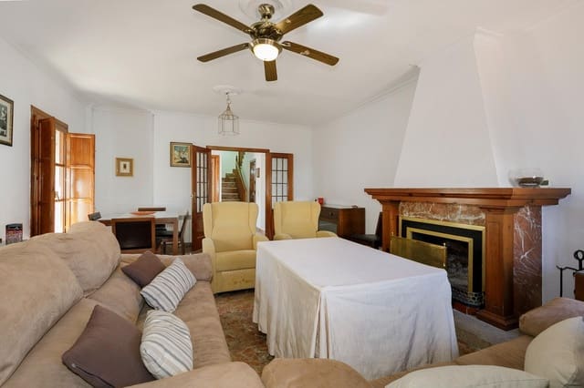 4 sovrum Villa till salu i Ogíjares med pool garage - 325 000 € (Ref: 10013959)