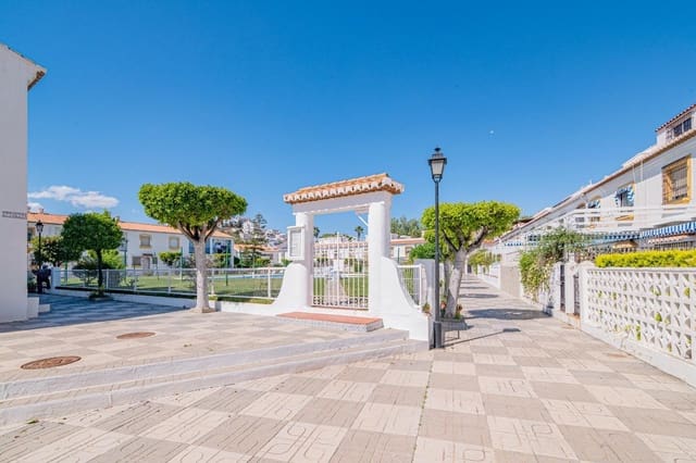 4 quarto Moradia em Banda para venda em Salobreña com piscina garagem - 354 900 € (Ref: 10013963)