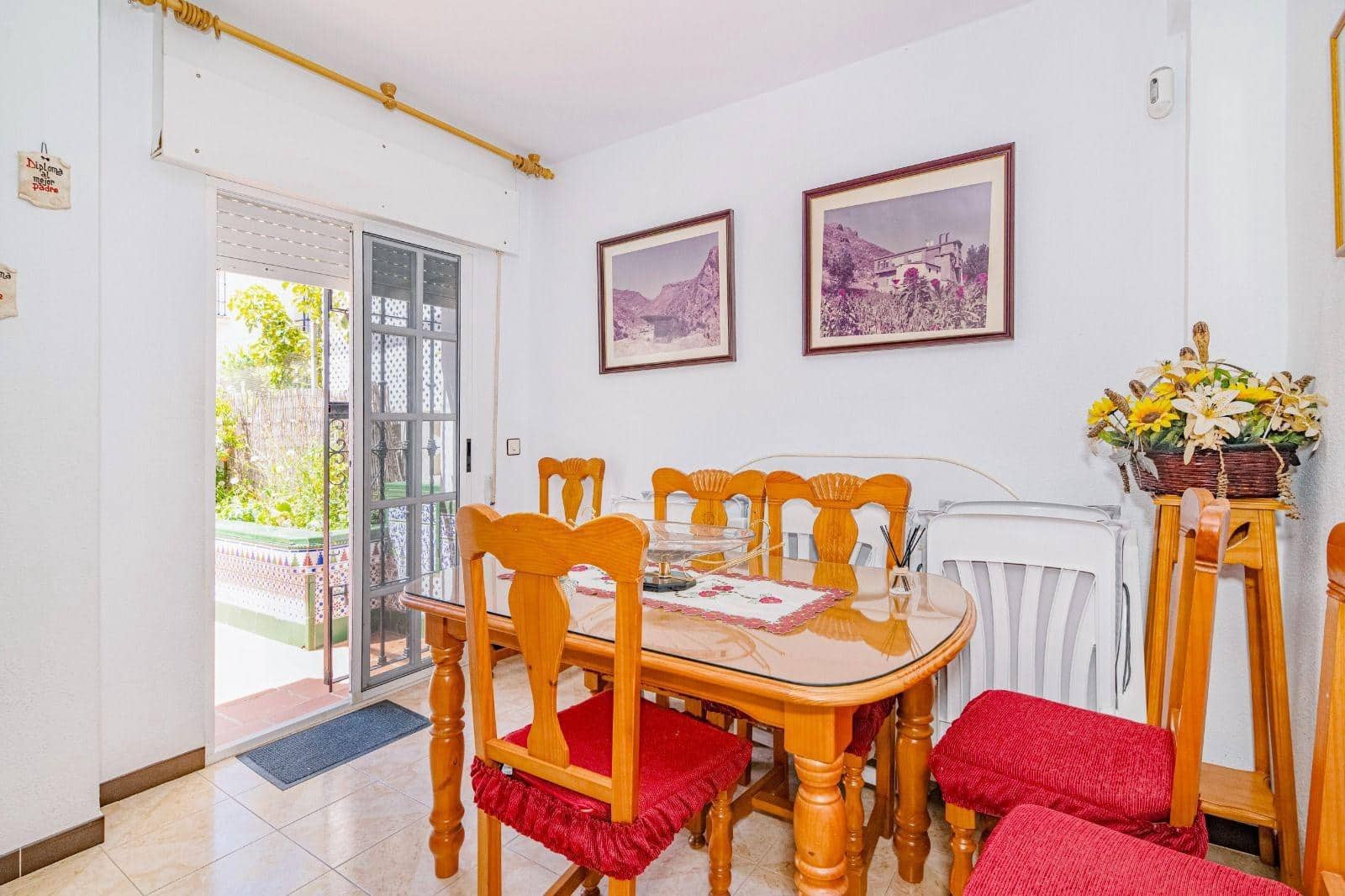 4 quarto Moradia em Banda para venda em Salobrena com piscina garagem - 354 900 € (Ref: 10013963)