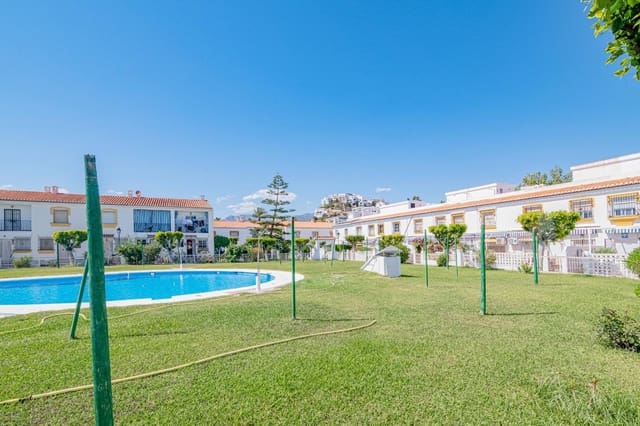 4 quarto Moradia em Banda para venda em Salobreña com piscina garagem - 354 900 € (Ref: 10013963)
