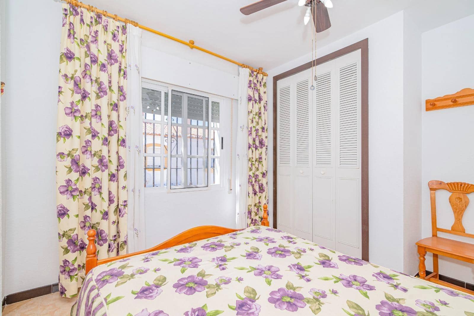 4 quarto Moradia em Banda para venda em Salobrena com piscina garagem - 354 900 € (Ref: 10013963)
