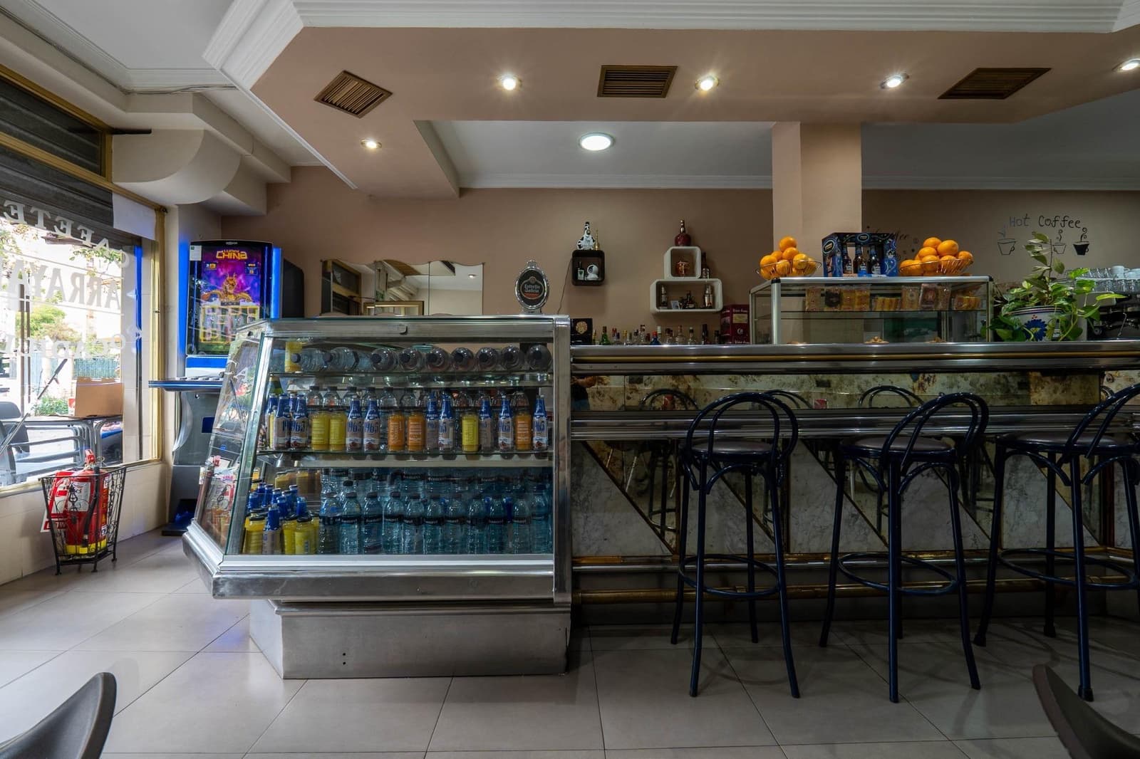 Business for sale in Granada city - € 170,000 (Ref: 10013964)