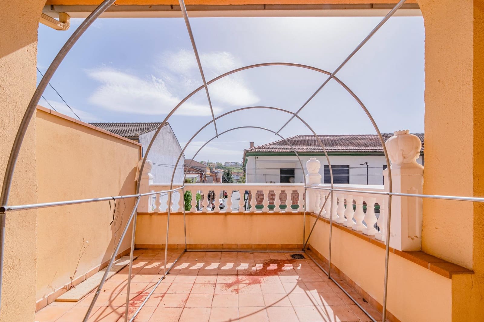5 sypialnia Willa na sprzedaż w Ogijares z garażem - 329 900 € (Ref: 10013968)