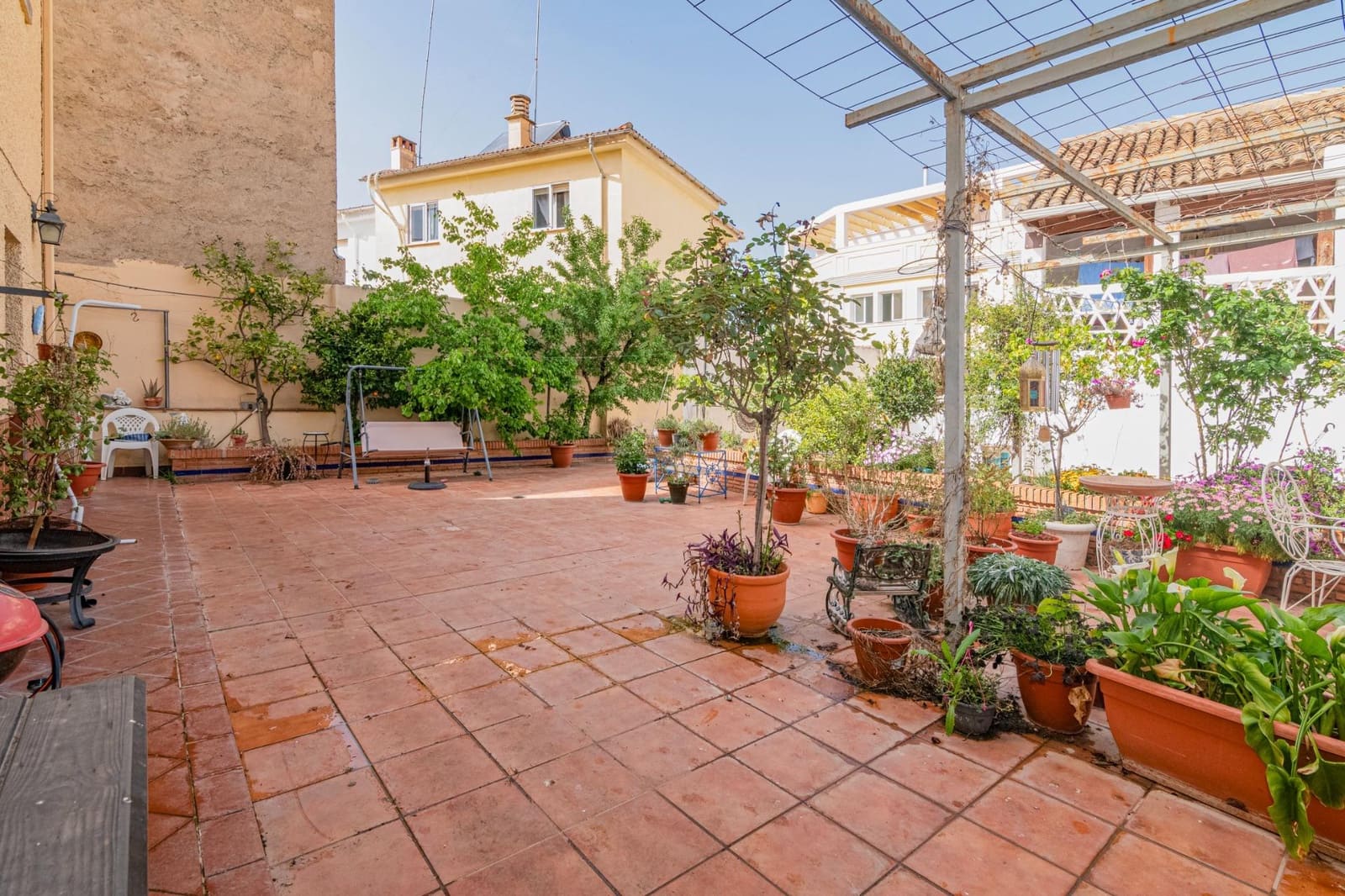5 sypialnia Willa na sprzedaż w Ogijares z garażem - 329 900 € (Ref: 10013968)