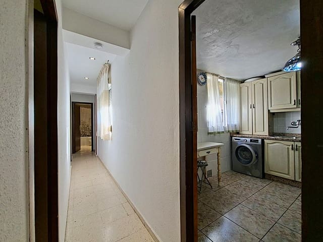 4 slaapkamer Flat te koop in Cúllar Vega - € 179.900 (Ref: 10013969)