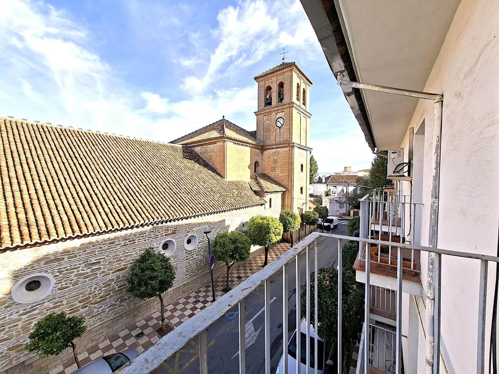 4 slaapkamer Flat te koop in Cullar Vega - € 179.900 (Ref: 10013969)