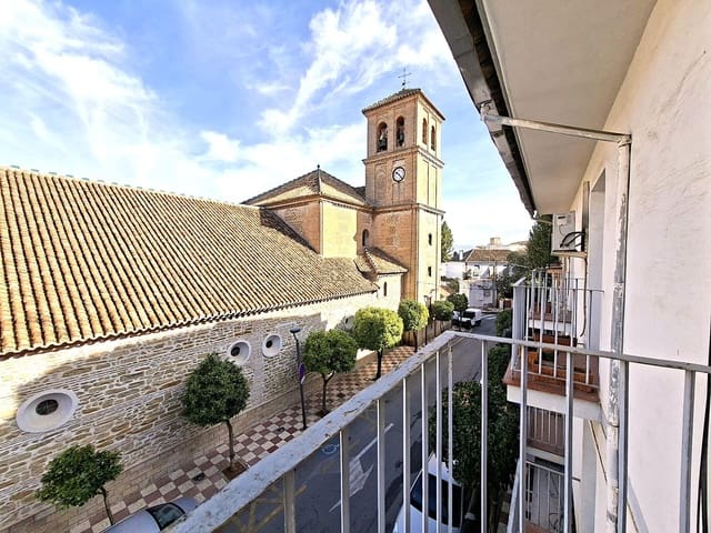 4 slaapkamer Flat te koop in Cúllar Vega - € 179.900 (Ref: 10013969)