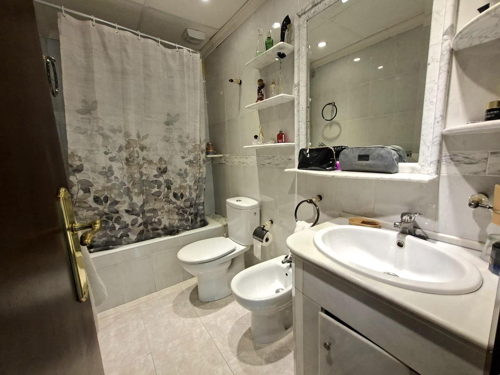 4 slaapkamer Flat te koop in Cullar Vega - € 179.900 (Ref: 10013969)