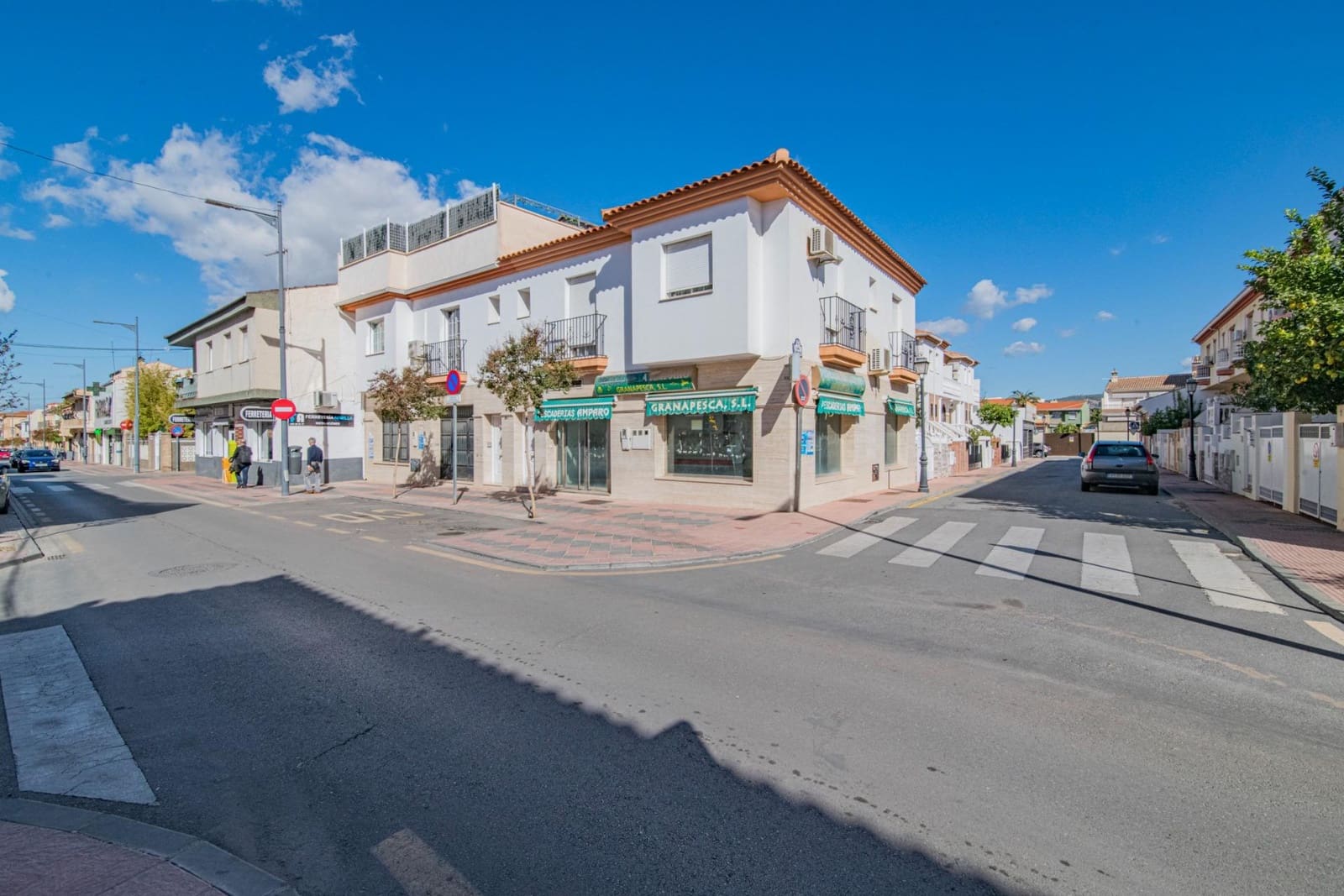 Commerciale in vendita in Armilla - 120.000 € (Rif: 10013972)