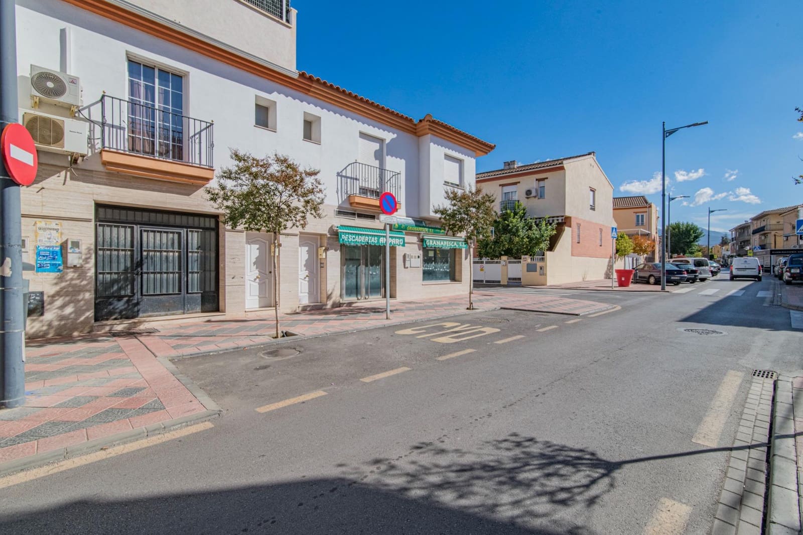 Commerciale in vendita in Armilla - 120.000 € (Rif: 10013972)