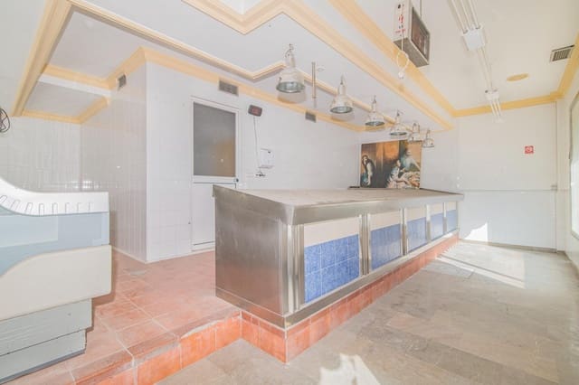 Commerciale in vendita in Armilla - 120.000 € (Rif: 10013972)