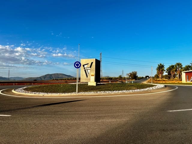 Solar/Parcela en Albolote en venta - 69.900 € (Ref: 10013973)