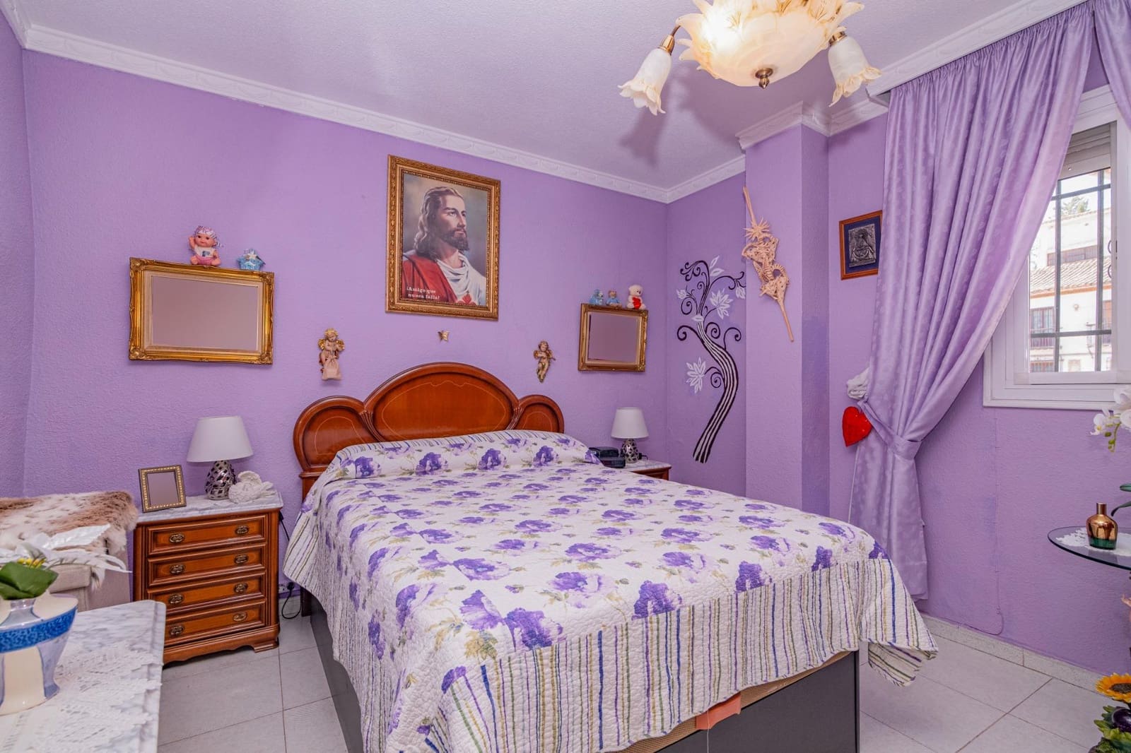 4 bedroom Villa for sale in Granada city - € 345,000 (Ref: 10013975)
