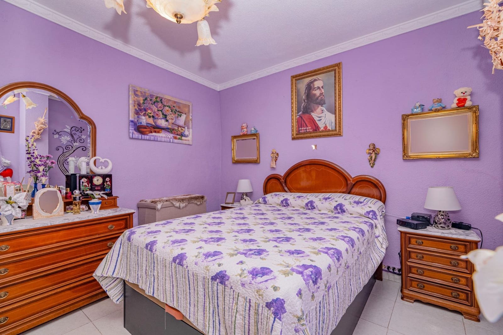 4 bedroom Villa for sale in Granada city - € 345,000 (Ref: 10013975)